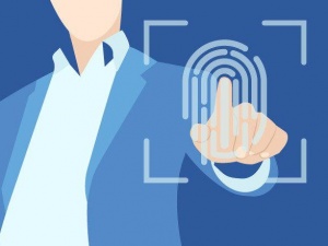 Биометрия: могут ли частные компании требовать отпечатки пальцев