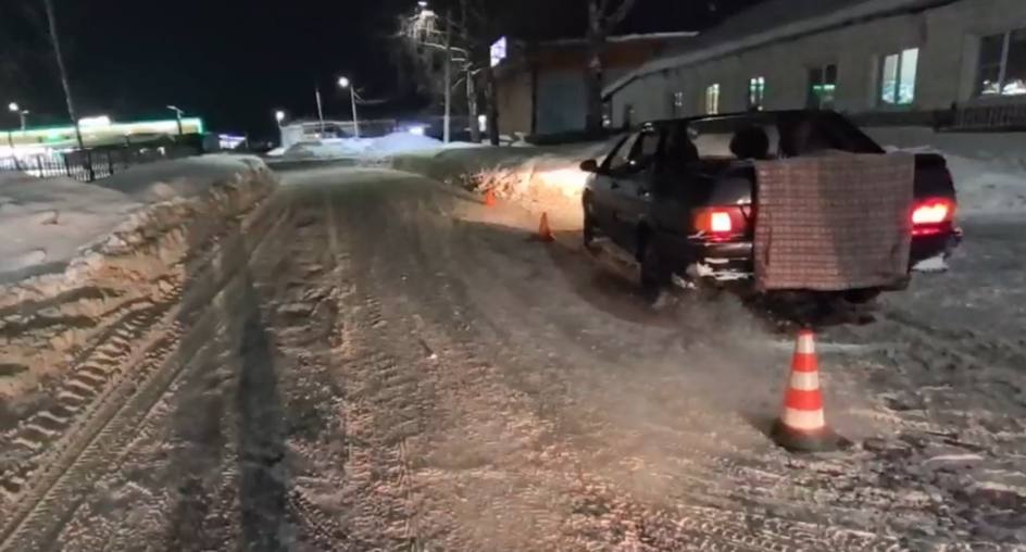 Легковушка сбила мужчину и двухлетнего ребенка в Нижегородской области - фото 1