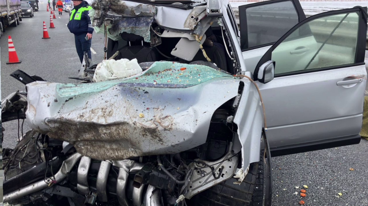 Опубликованы фото смертельного ДТП на трассе М-12 в Нижегородской области - фото 1