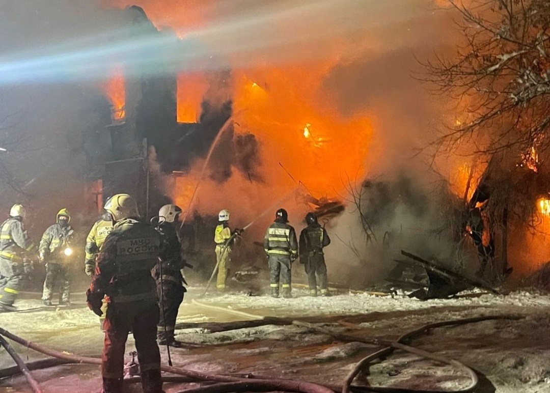 Пожар в доме на Большой Покровской в Нижнем Новгороде локализован - фото 1