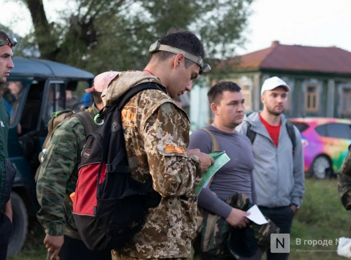 Пять человек заблудились при поисках пенсионера в лесу в Нижегородской области - фото 1