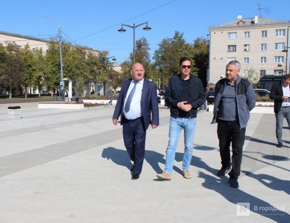 Благоустройство площади у Автозаводского универмага завершено в Нижнем Новгороде - фото 58