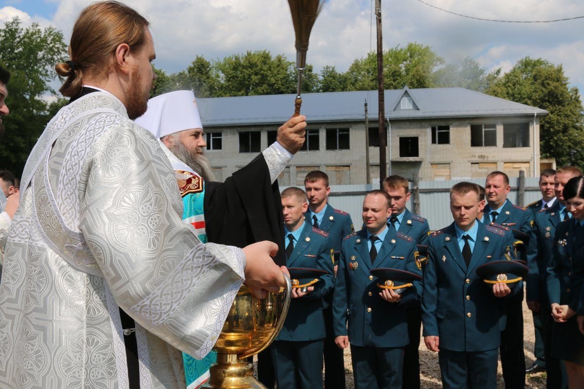 Неизвестный пожаловался на принудительное присутствие нижегородских спасателей МЧС на ежегодном молебне - фото 1