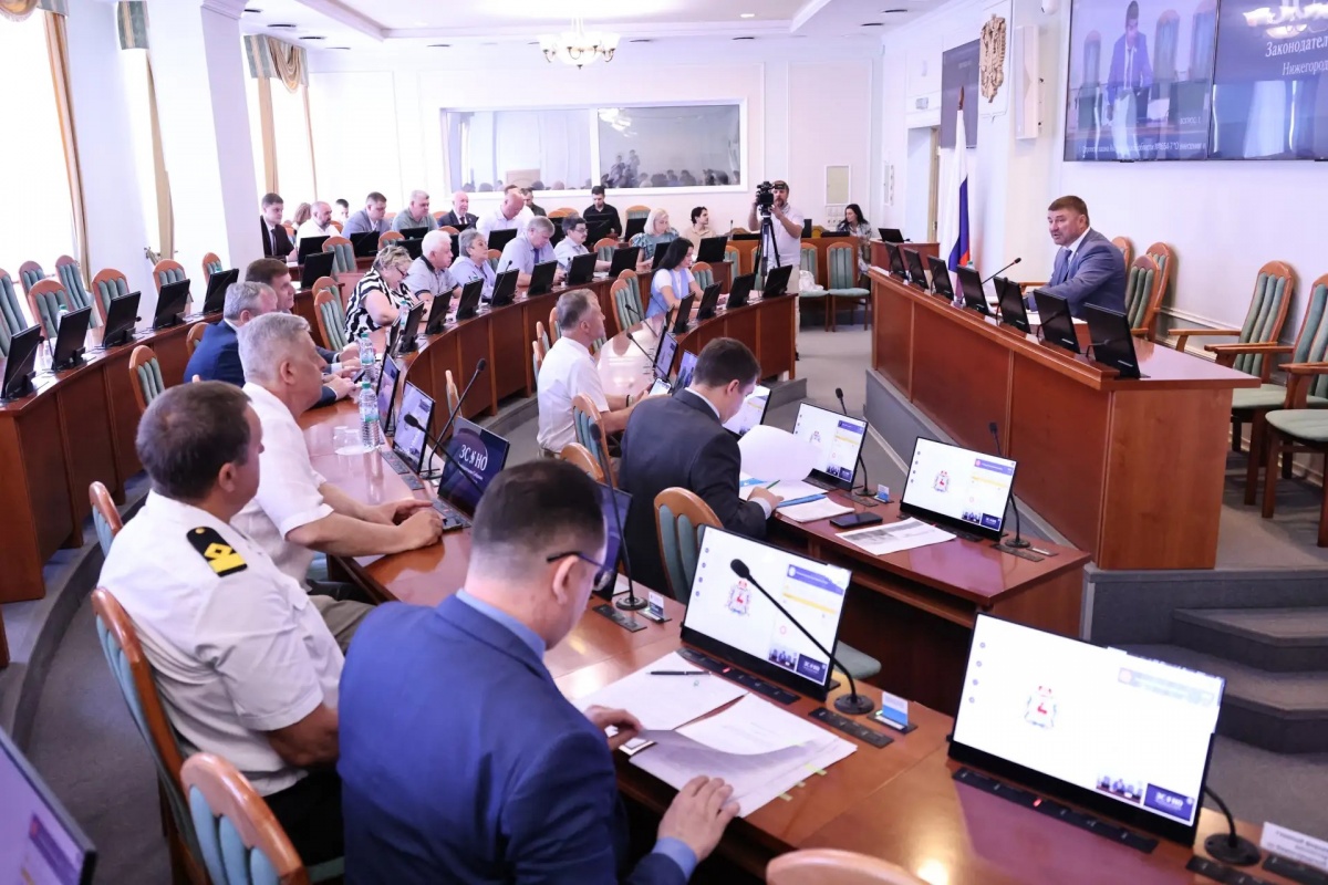 Нижегородские депутаты усилят контроль за сбросами воды в нерестовый период - фото 1