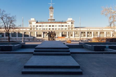 Благоустройство площади Маркина и сквера имени Свердлова завершится в конце ноября 