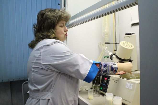 Молочный анализ: специалисты нижегородского Роспотребнадзора проверили продукцию на безопасность - фото 24