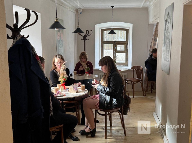 Фоторепортаж: уникальный Дом-музей провизора Эвениуса открыли в Нижнем Новгороде - фото 35