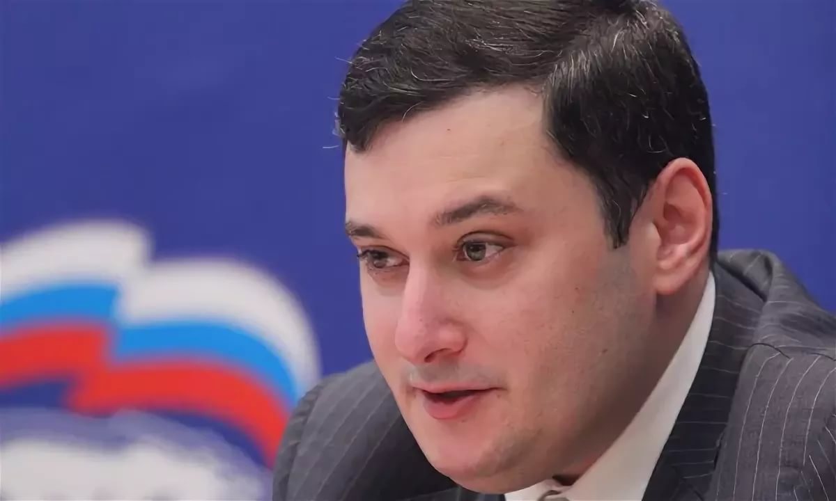 Бывший нижегородский депутат Хинштейн попал в ДТП - фото 1