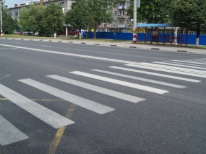 Мотоциклист сбил пятилетнюю девочку на зебре в Кстове