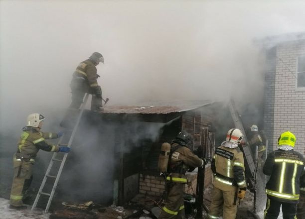 Женщина пострадала в пожаре в Приокском районе - фото 2