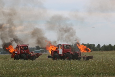 Пожарные боролись с условным лесным возгоранием под Дзержинском