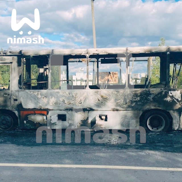 15 пассажиров эвакуировались из горящего автобуса в Дзержинске - фото 2