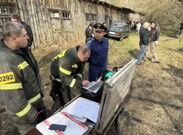 Появились фото с места ЧП в Балахне, где треснул трехэтажный дом - фото 2