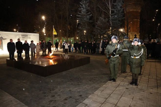 Мемориал с Вечным огнем отреставрировали в Арзамасе - фото 2