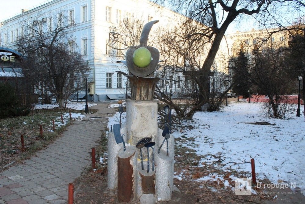 Никитин предложил убрать «отвратительный» памятник с Большой Покровской