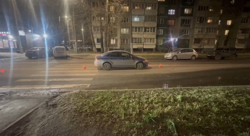 Иномарка сбила ребенка на пешеходном переходе в Нижнем Новгороде - фото 1