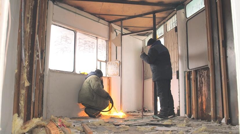 Четыре незаконных ларька демонтировали в Дзержинске за год - фото 1