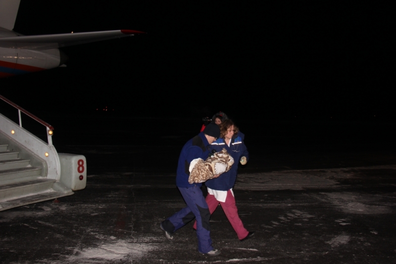 Спецборт МЧС эвакуировал годовалую девочку из Грозного в Нижний Новгород (ФОТО) - фото 1