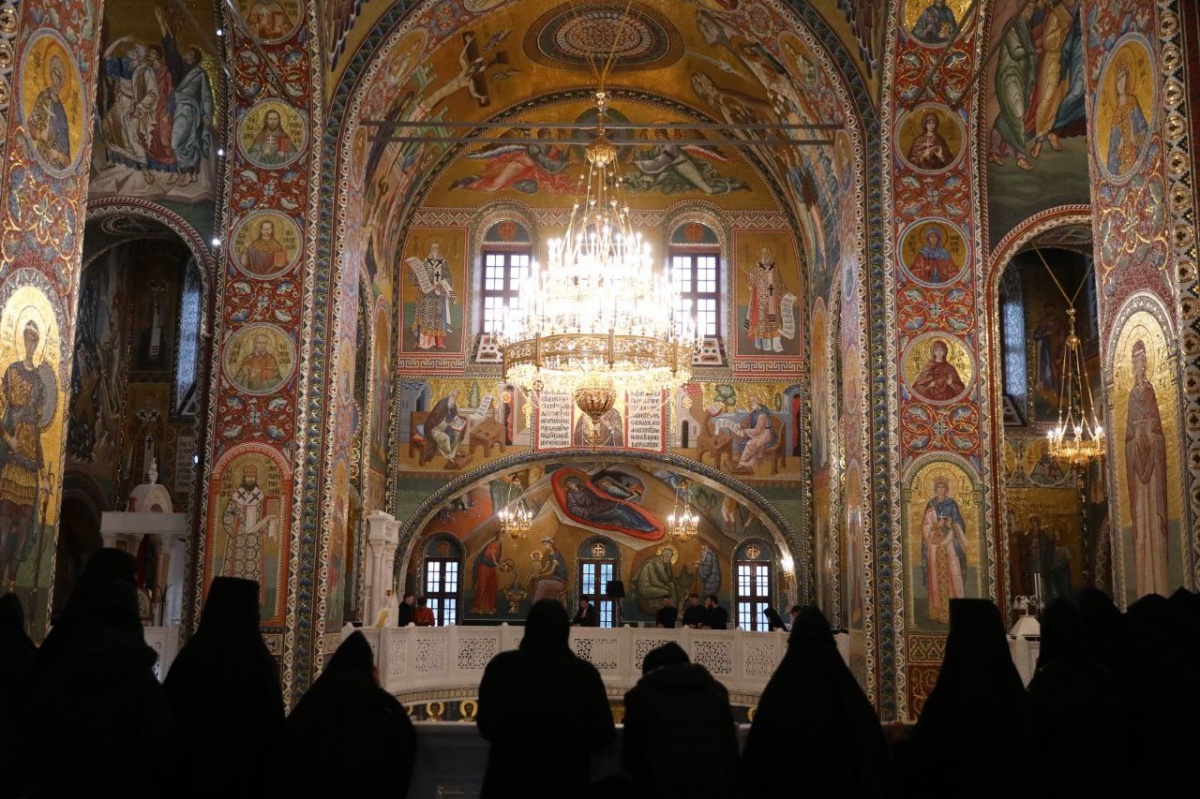 Патриарх Кирилл освятил Благовещенский собор в дивеевском монастыре - фото 3