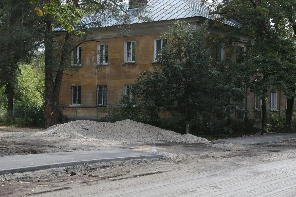 Клинков рассказал о масштабном ремонте дорог в Дзержинске - фото 2